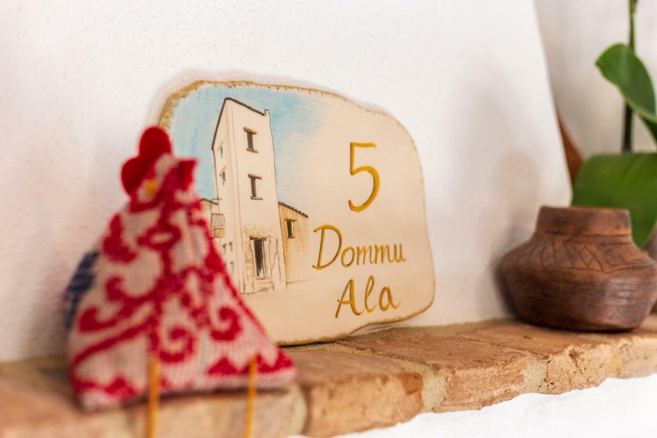 Domu Ala - Bynos Homes Baunei Kültér fotó